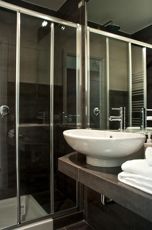 Roma Naif Rooms Extérieur photo